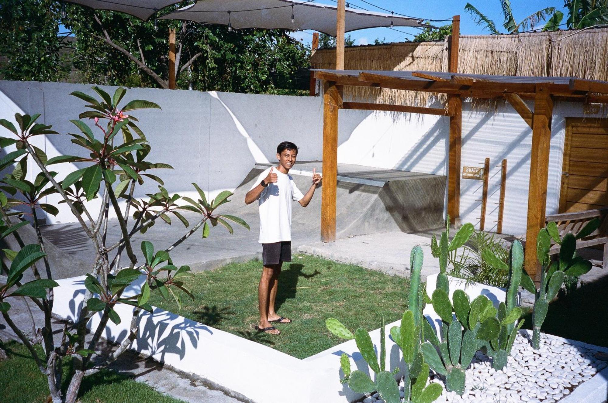 Ripbowl Guest House Selong Belanak Exterior foto